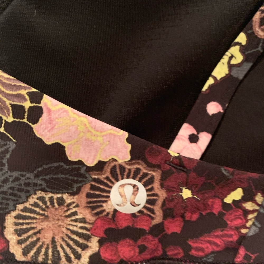 Lulu lemon energy bra - Picture 5 of 5